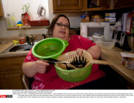NJ: 600 POUND WOMAN AIMS TO BE WORLD'S HEAVIEST