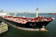 #CHINA-DALIAN-TANKER-JAPAN-FUEL SUPPLIES-RELIEF WORK (CN) 