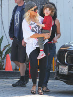 Christina Aguilera, Max Bratman