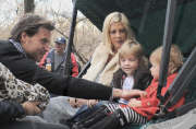 Tori Spelling, Liam McDermott, Stella McDermott, Dean McDermott