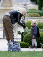 Gwen Stefani's Sunday Family Outting 