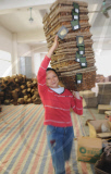 CHINA-GUANGXI-PUBEI-WEAVE RATTAN BASKATS (CN)