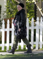EXCLUSIVE... Exclusive... Pink Bumps Around Town And Looks Ready To Pop 