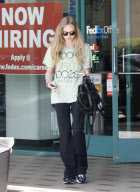 Amanda Seyfried Takes Care Of Fin