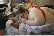 NJ: 600 POUND WOMAN AIMS TO BE WORLD'S HEAVIEST