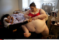 NJ: 600 POUND WOMAN AIMS TO BE WORLD'S HEAVIEST
