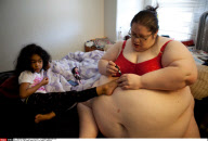 NJ: 600 POUND WOMAN AIMS TO BE WORLD'S HEAVIEST
