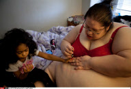 NJ: 600 POUND WOMAN AIMS TO BE WORLD'S HEAVIEST