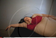 NJ: 600 POUND WOMAN AIMS TO BE WORLD'S HEAVIEST