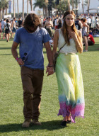 Isabel Lucas hAnd In Hand Stroll With Angus Stone At Coachella 