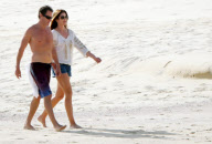 EXCLUSIVO.Cindy Crawford y Toby Maguire en Los Cabos.