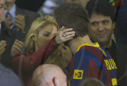 SHAKIRA SUPPORT GERARD PIQUE AFTER LOSSE FINAL CUP
