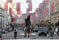 UK: LONDON PREPARES FOR ROYAL WEDDING