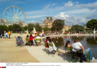 FRANCE : Le tourisme a Paris