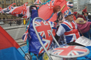 Royal Wedding Fever - Outside the Wedding ceremony venue: Westminster Abbey