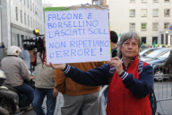 Milano - Silvio Berlusconi supporters and not out of the Milan courthouse while the trial is taking place