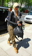 GWEN STEFANI AND FAMILY IN LONDON
