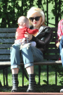 GWEN STEFANI IN THE PARK