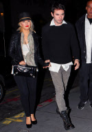 Christina Aguilera Dines Out In NYC With Her Man