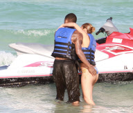 TREY SONGZ WITH FIRENDS IN MIAMI BEACH DURING JET SKY SESSION