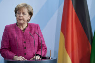 Angela Merkel und Viktor Orban geben in Berlin eine Pk