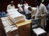 PAKISTAN-KARACHI-DRUGS-SEIZED