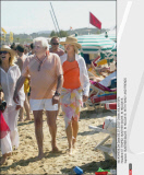 ST TROPEZ: GUNTHER SACHS  IN HOLIDAYS