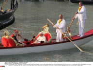 VENICE : Pope Benedict XVI in a "Batolina"