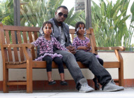 Daddy Diddy Takes His Girls ToThe Mall!
