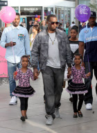 Daddy Diddy Takes His Girls ToThe Mall!