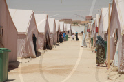 Dehiba: Ein FlŸchtlingslager fŸr libysche FlŸchtlinge nahe der Grenze