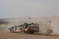 ADAC Masters Weekend auf dem Sachsenring: Crash des Mercedes-Benz SLS AMG GT3 vom Team Black Falcon