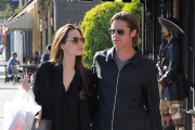 Angelina and Brad do Impromptu Shopping at Ozzie Dots - Part 2