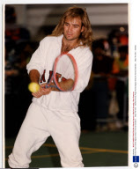 Tennis Player Andre Agassi Gives A Tennis Exhibiton... 1992. Pkt 5410 - 400352