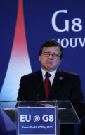FRANCE-G8-EU-BARRO-VAN ROMPUY-PRESS CONFERENCE