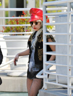 Lady Gaga Grabs Starbucks in Los Angeles