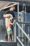 The Stefani-Rossdales enjoy Memorial Day in Malibu