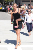 Hollywood Stars flock to Malibu for a Memorial Day Beach Party (Part 2)