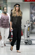 ELLE MACPHERSON ARRIVES IN MIAMI