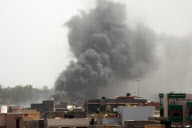 Die NATO bombardiert erneut militŠrische Ziele in der libyschen Hauptstadt Tripolis