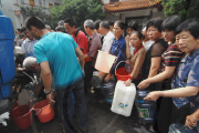 CHINA-ZHEJIANG-HANGZHOU-WATER CONTAMINATED (CN)