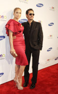 Stars Attend Hope For Children Charity Benefit
