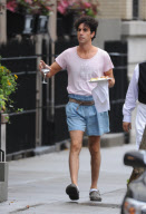 SACHA BARON COHEN GETS SOME BREAKFAST TO GO, LITERALLY, WHILE FILMING "THE DICTATOR: IN NEW YORK