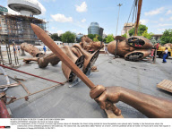 MACEDONIA: Alexander the Great 22 meter statue