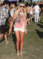 Kate Bosworth Enjoys Time Alexander Skarsgard At Coachella