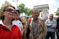 Des associations d'extreme droite fetent l'appel du 18 juin en presence Oskar Freysinger