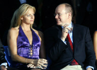 CHARLENE WITTSTOCK ET LE PRINCE ALBERT II A LA SOIREE AMBER FASHION A MONACO