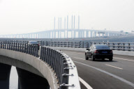 CHINA-QINGDAO-CROSS-SEA-BRIDGE-INSPECTION (CN)