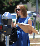 EXCLUSIVE Christina Ricci little girl, big package