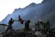 KASHMIR-SRINAGAR-HINDU PILGRIMAGE